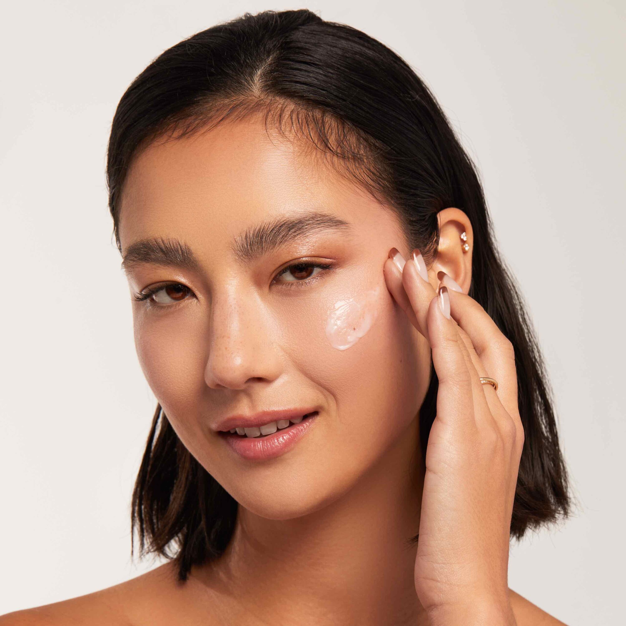 Top Ingredients to Look for in Anti-Aging Face Creams