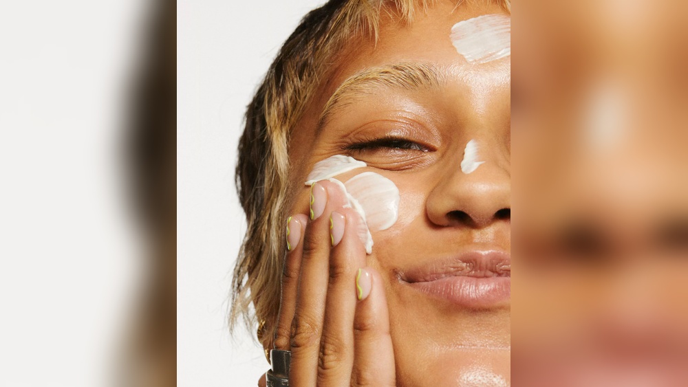 Can You Mix Face Cream With Sunscreen ?